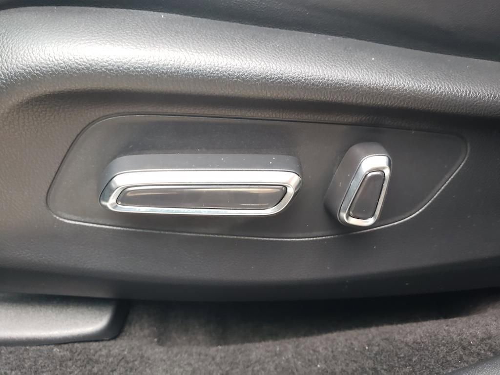 Certified 2025 Acura ADX A-Spec image 19