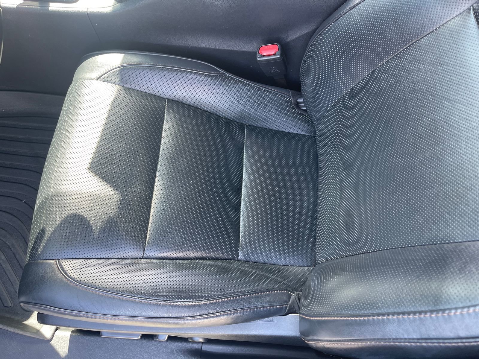 Used 2019 Toyota Highlander Limited FWD image 30