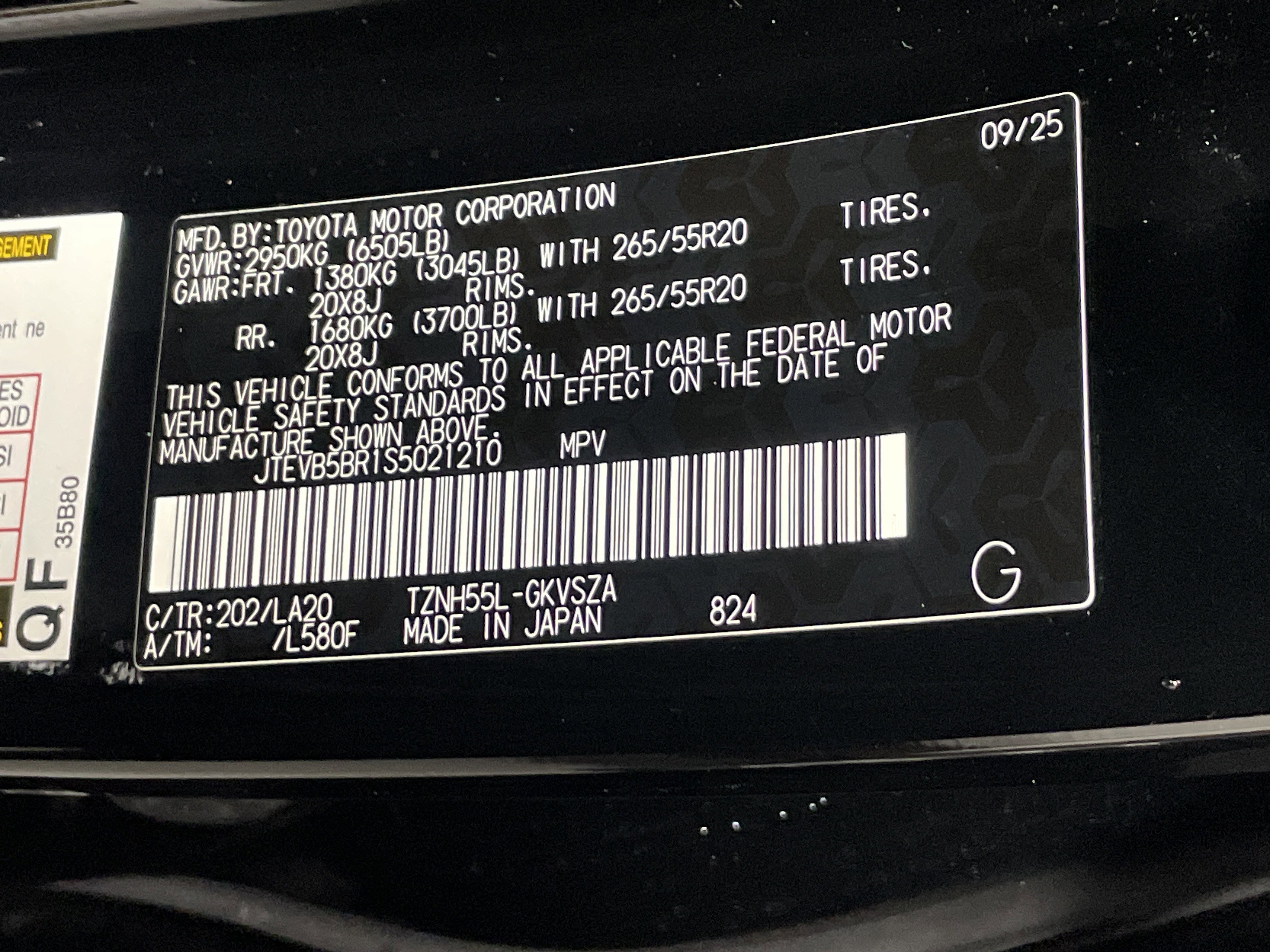 Used 2025 Toyota 4Runner Limited image 36