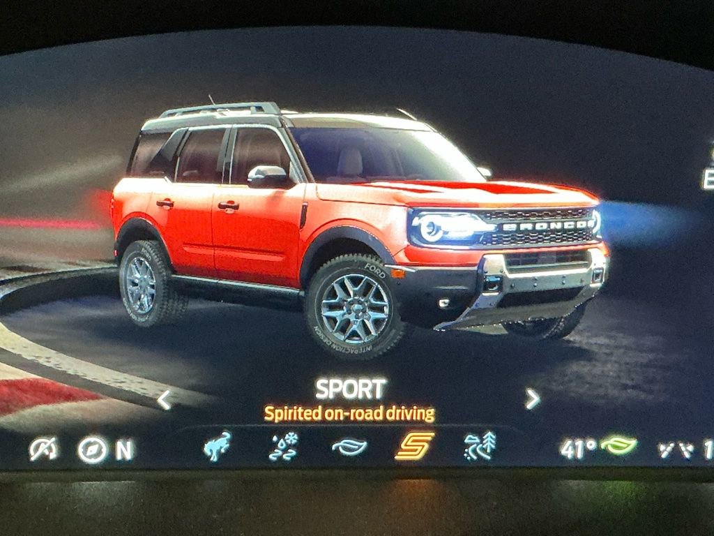 Used 2025 Ford Bronco Sport Outer Banks w/ Outer Banks Tech Package+ image 11