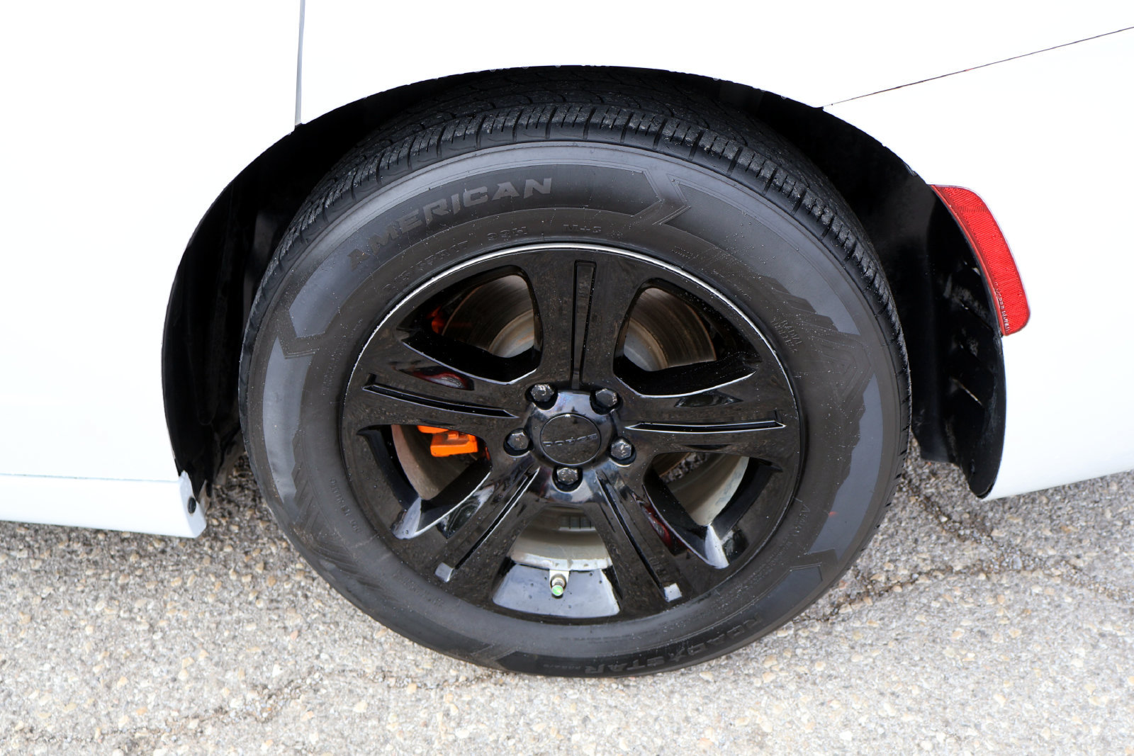 Used 2022 Dodge Charger SXT w/ Leather Interior Group RWD image 9