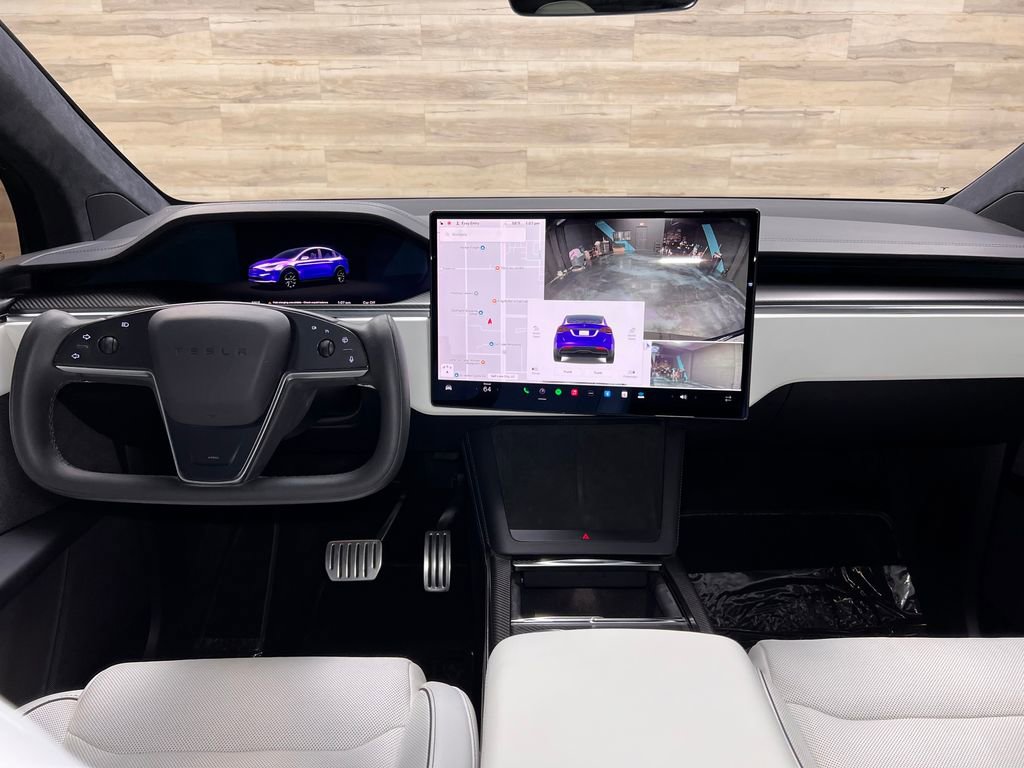 Used 2023 Tesla Model X Plaid AWD/4WD image 2