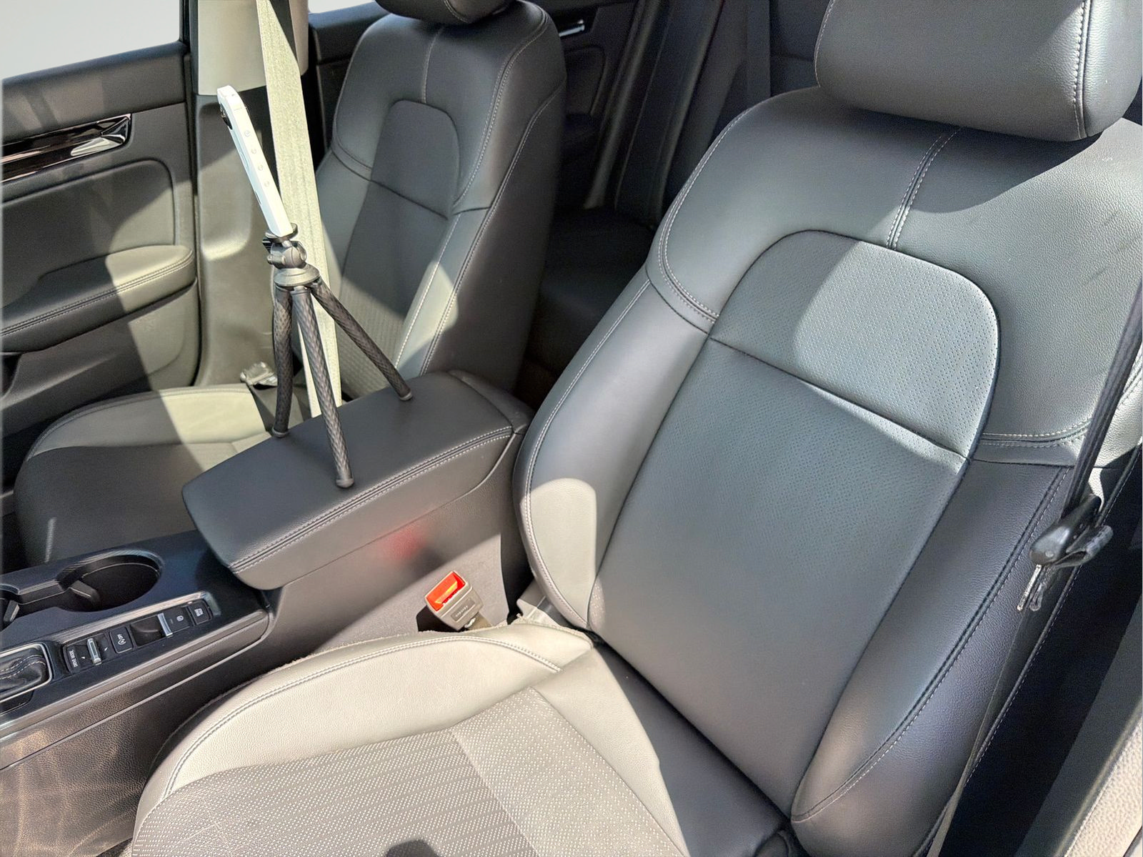 Used 2024 Honda Civic Touring image 27