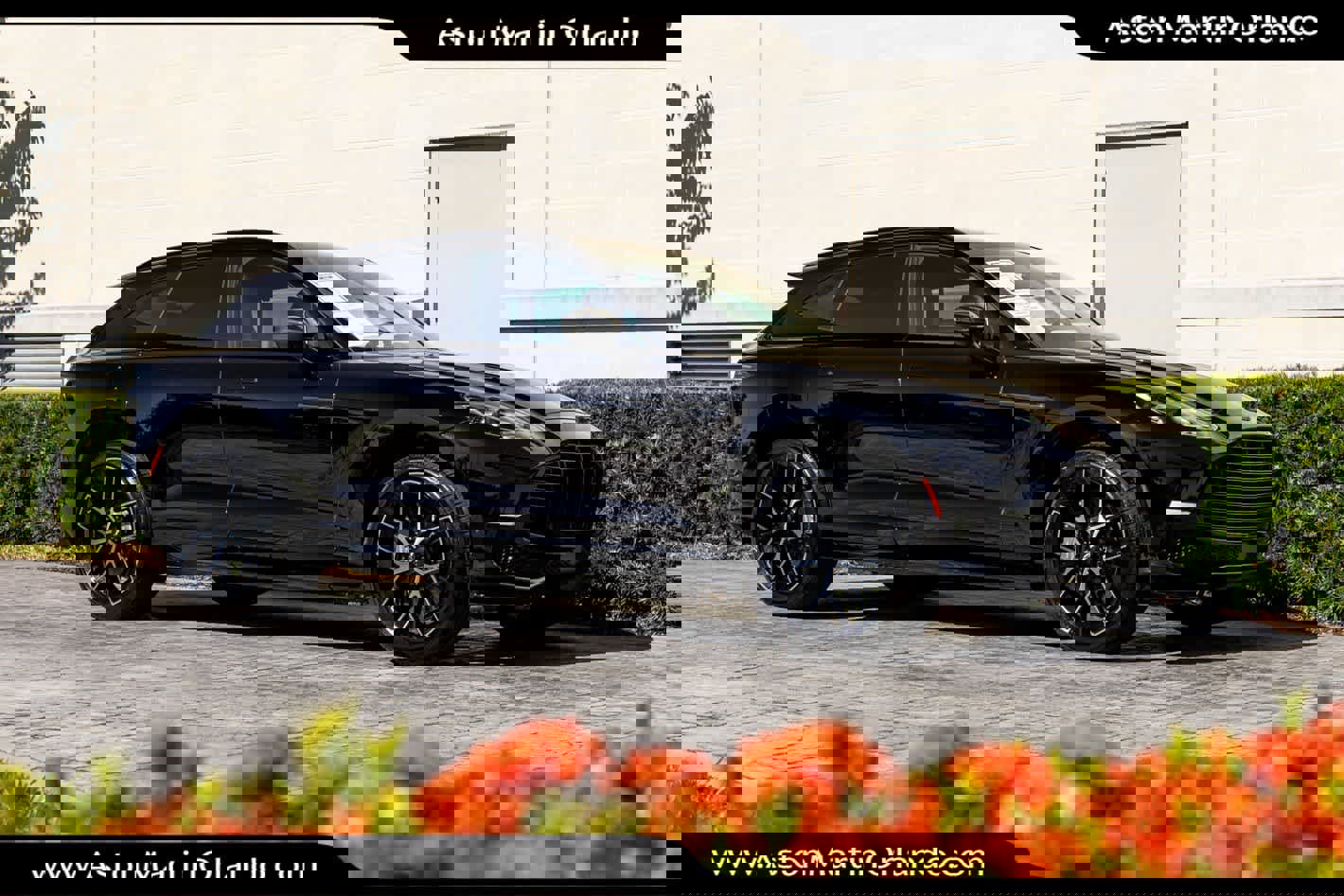 Used 2025 Aston Martin DBX 707 image 19