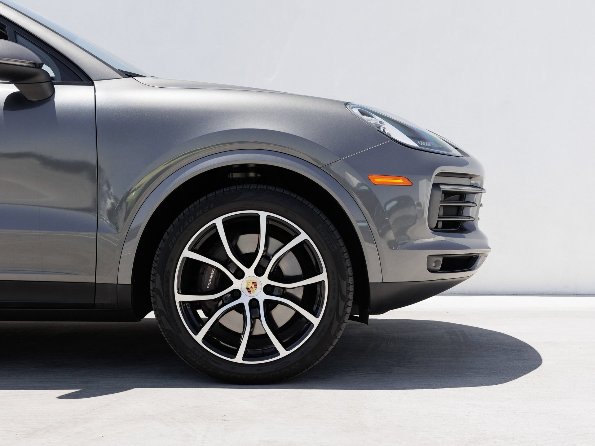 Certified 2022 Porsche Cayenne Coupe AWD/4WD image 11