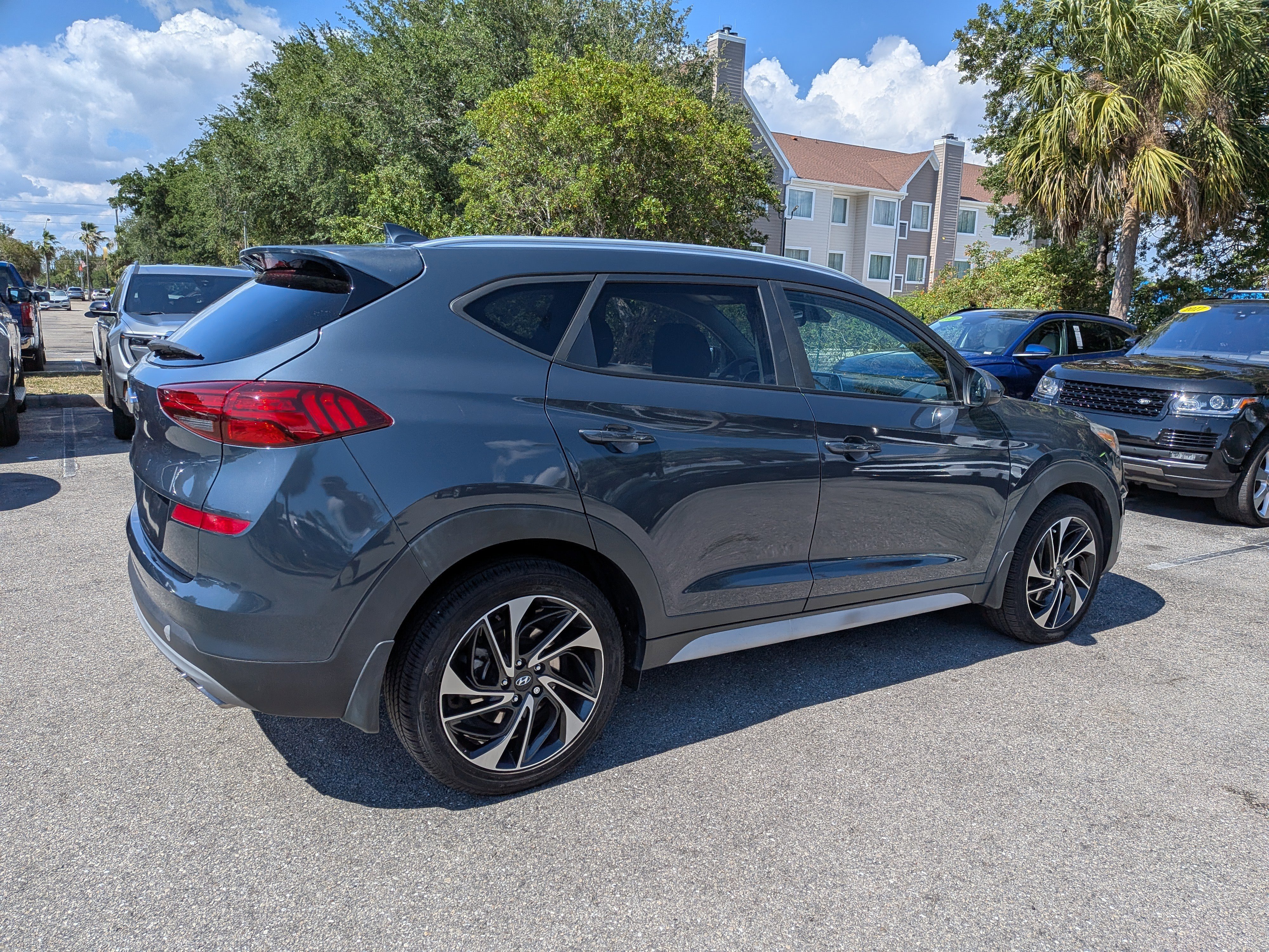 Used 2019 Hyundai Tucson Sport w/ Cargo Package FWD image 4
