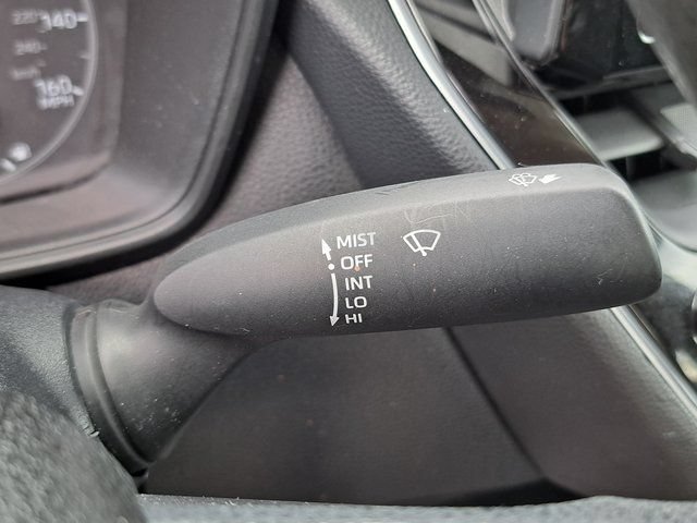 Used 2023 Toyota Corolla LE FWD image 13