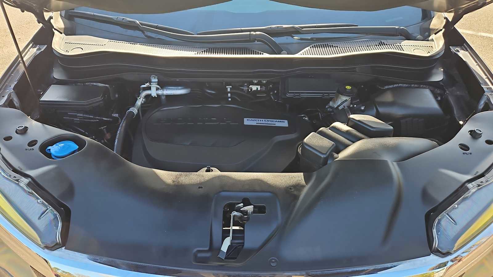 Used 2016 Honda Pilot Elite image 18