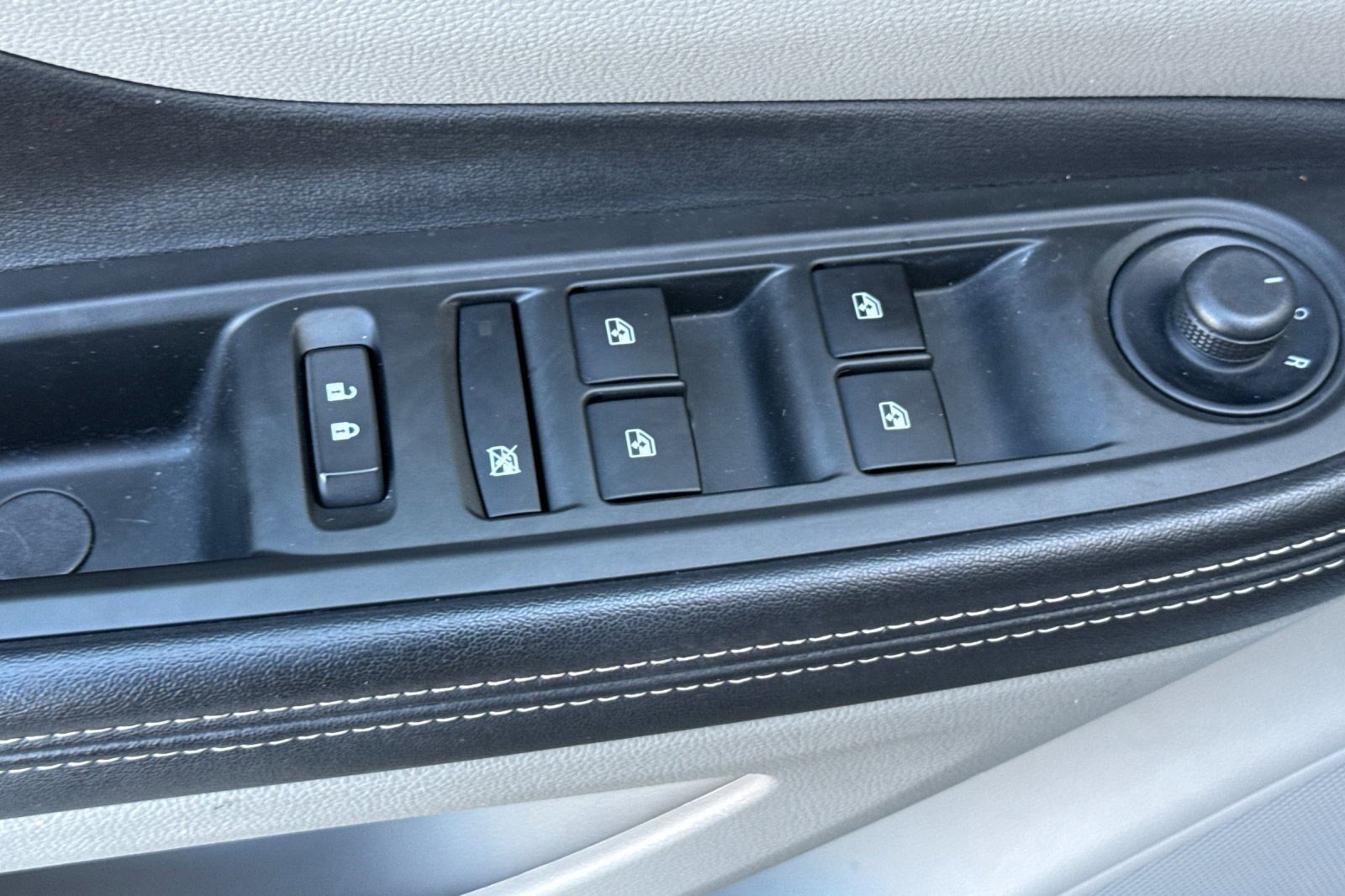 Used 2014 Buick Encore Leather image 13