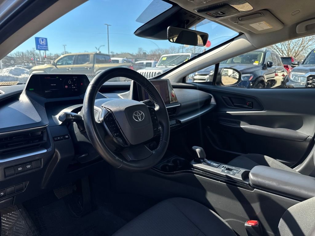 Used 2024 Toyota Prius LE image 13
