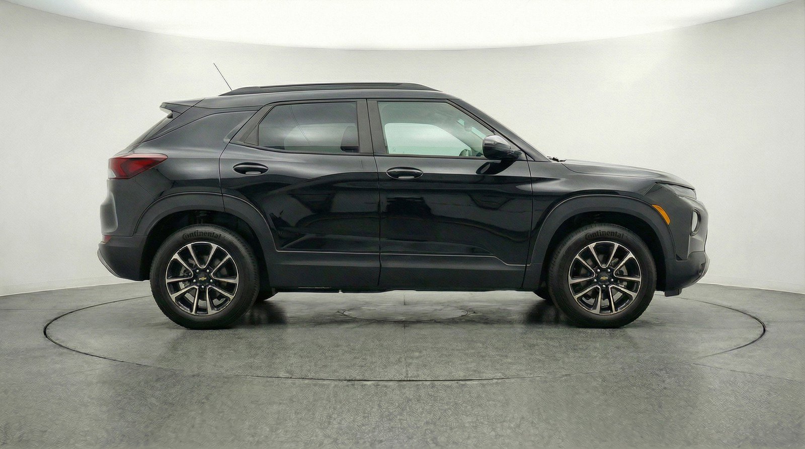 Used 2025 Chevrolet TrailBlazer LT image 11