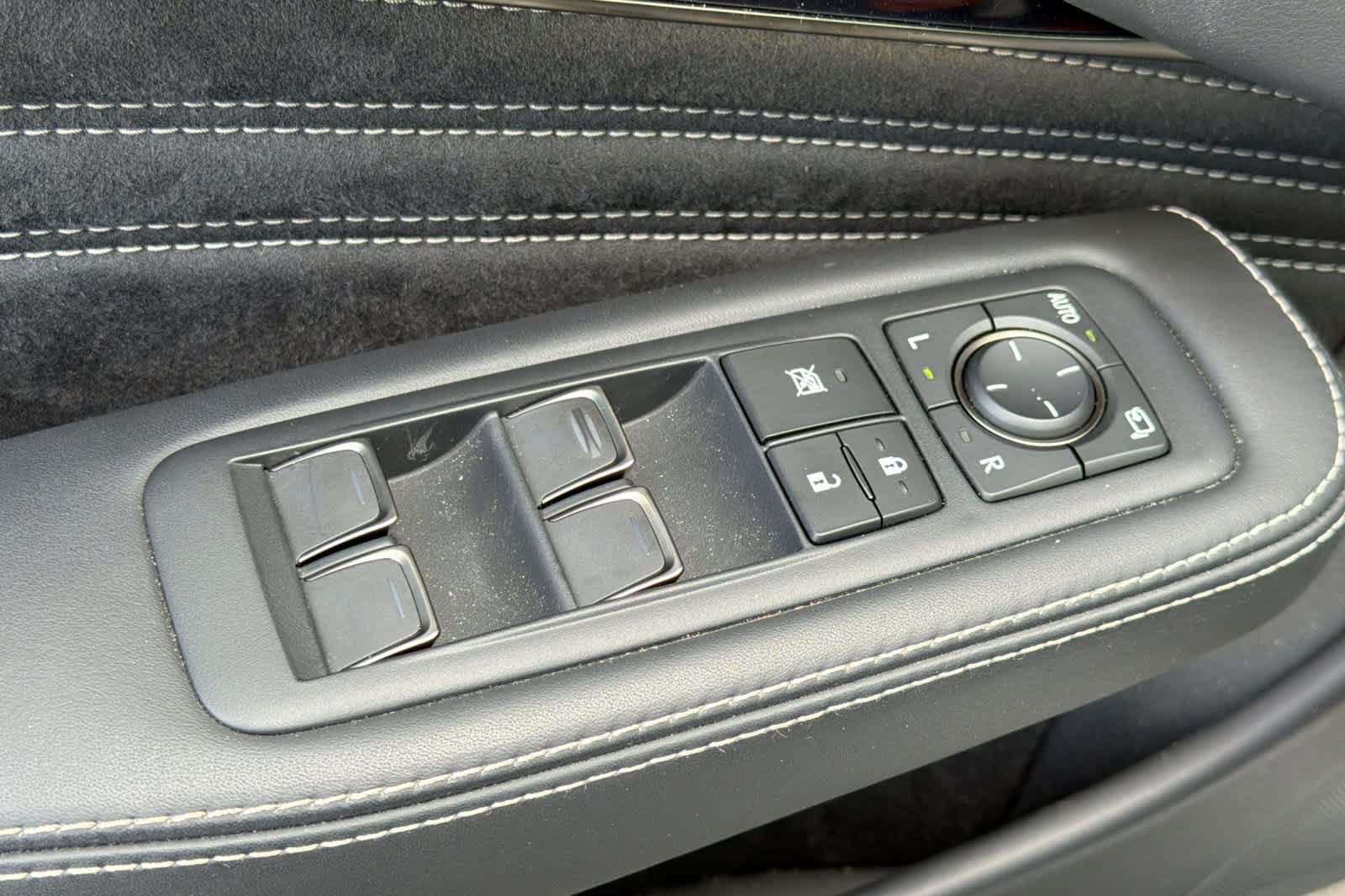 Certified 2024 Lexus LS 500 w/ Interior Upgrade Package RWD image 13