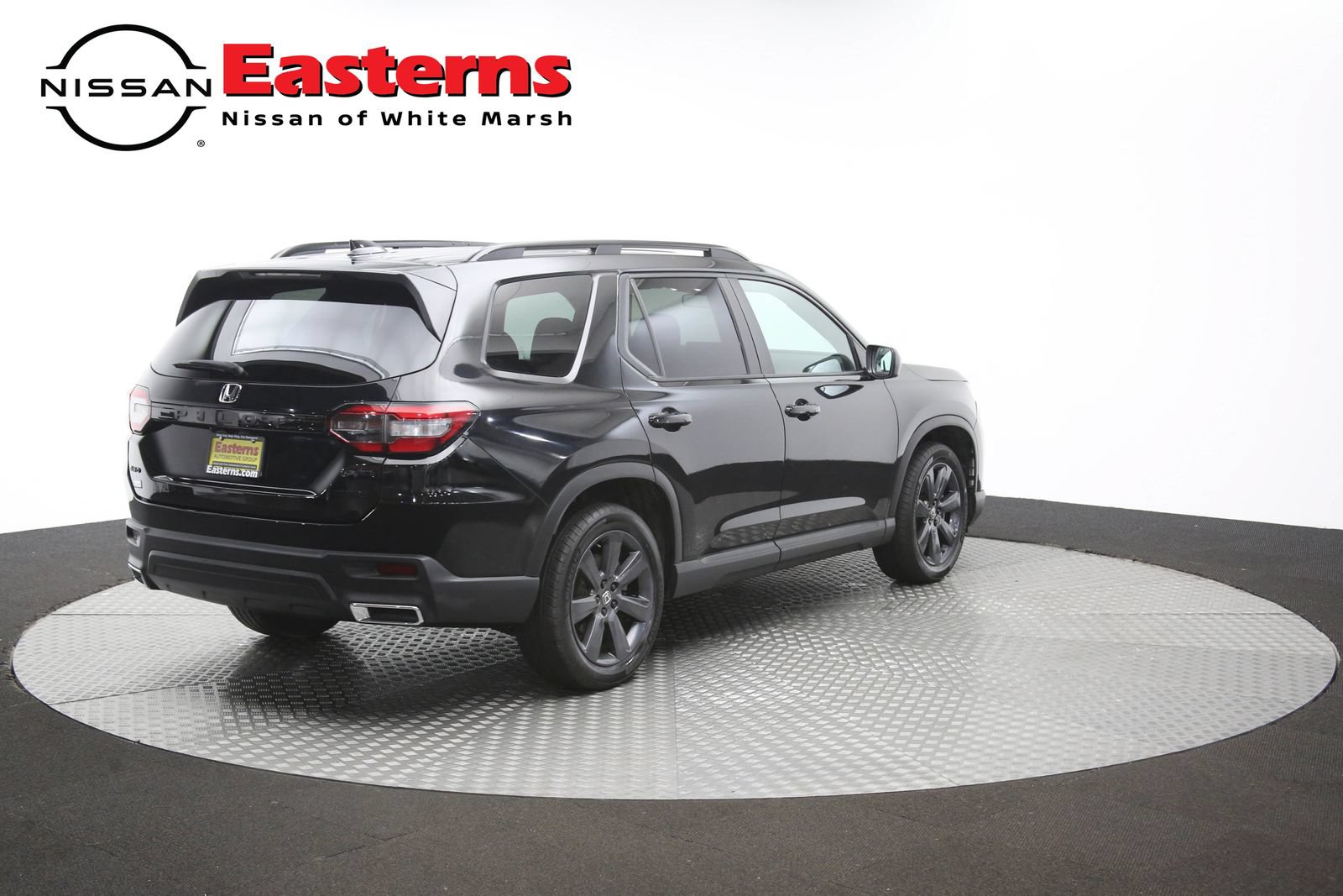 Used 2023 Honda Pilot Sport image 40