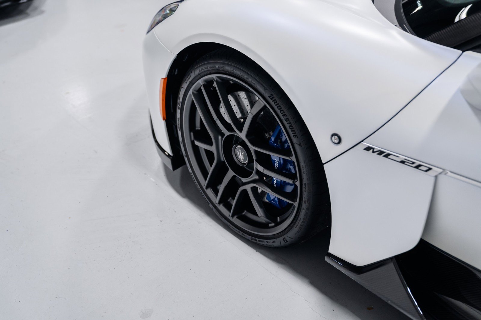 Used 2022 Maserati MC20 Coupe image 41