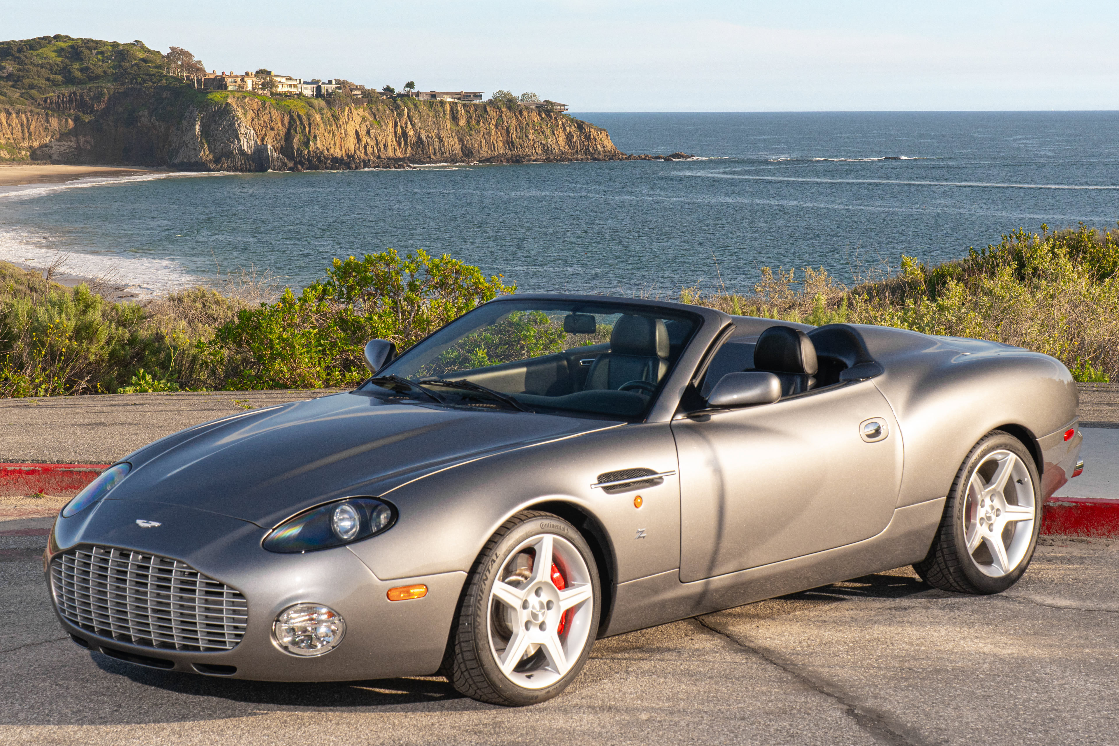 Used 2003 Aston Martin DB7 Vantage RWD image 2