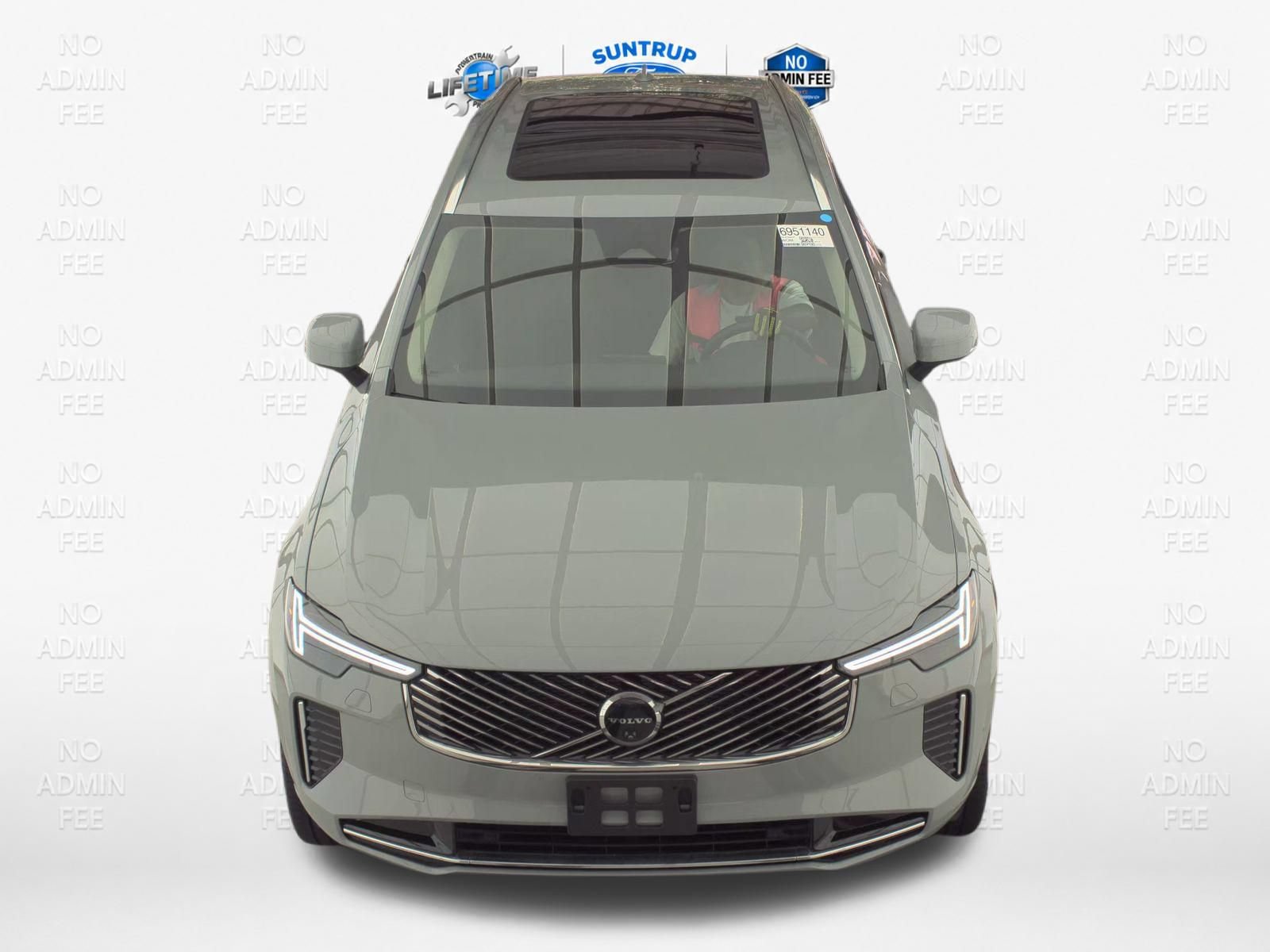 Used 2025 Volvo XC90 B5 Plus AWD/4WD image 39