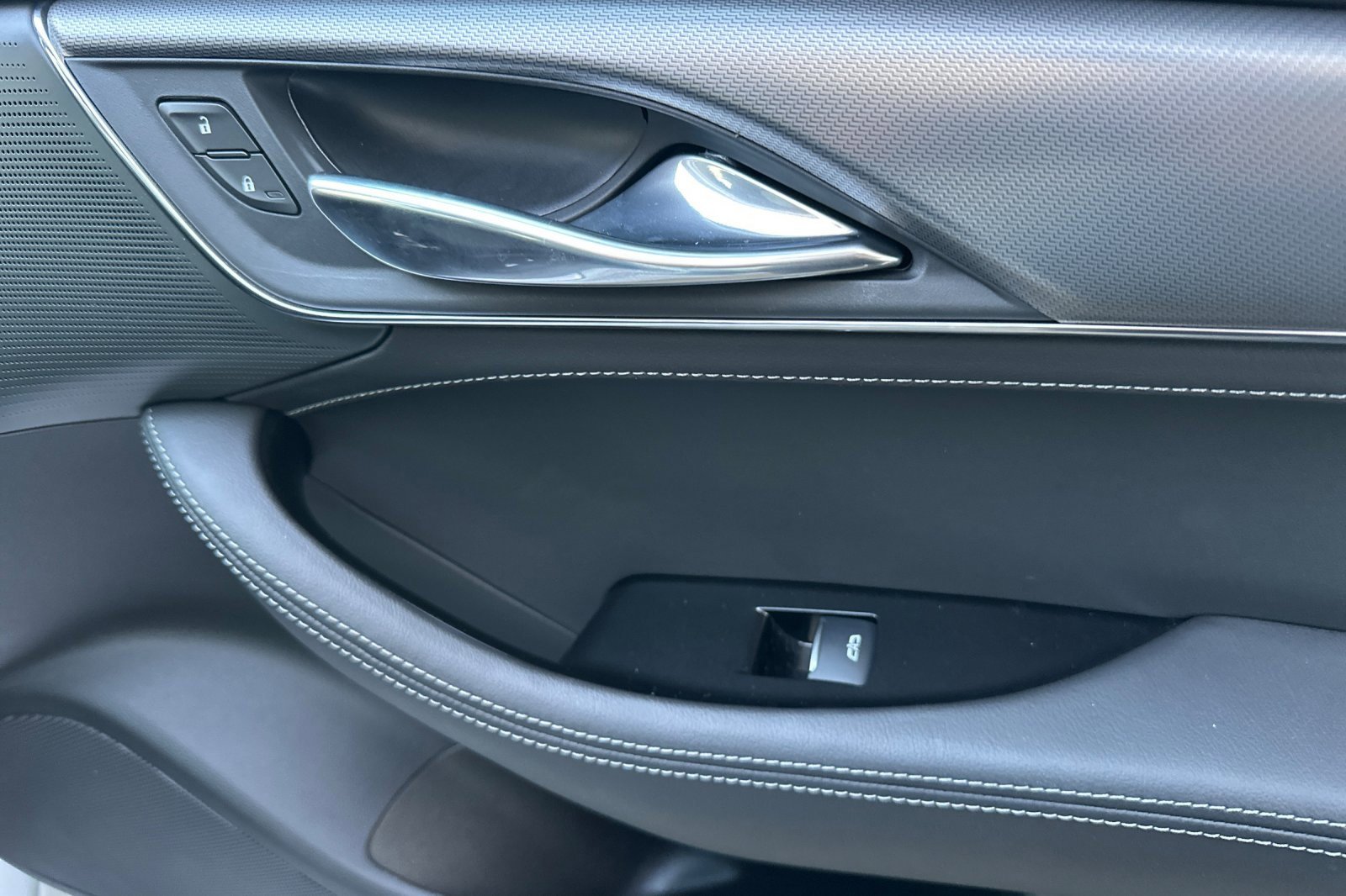 Used 2025 Cadillac CT5 Premium Luxury image 21