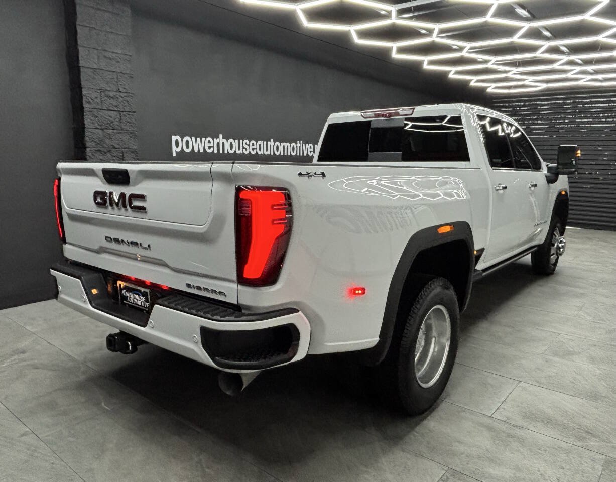 Used 2025 GMC Sierra 3500 Denali w/ Denali Reserve Package AWD/4WD image 11
