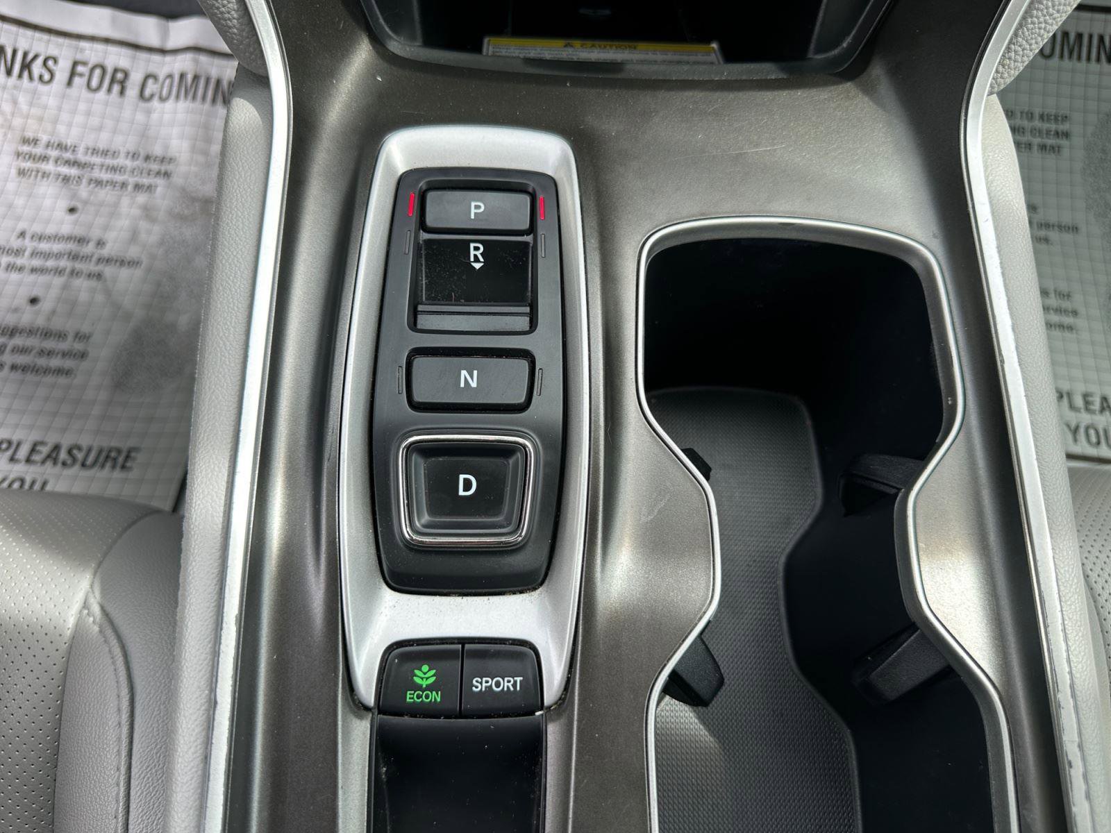 Used 2020 Honda Accord Touring image 23