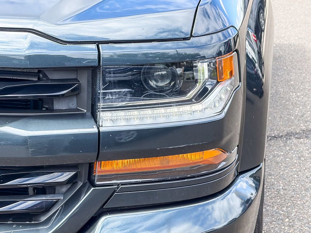 Used 2018 Chevrolet Silverado 1500 LT w/ All Star Edition AWD/4WD image 7