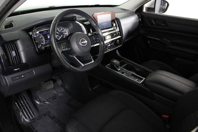 Certified 2023 Nissan Pathfinder SV FWD image 19