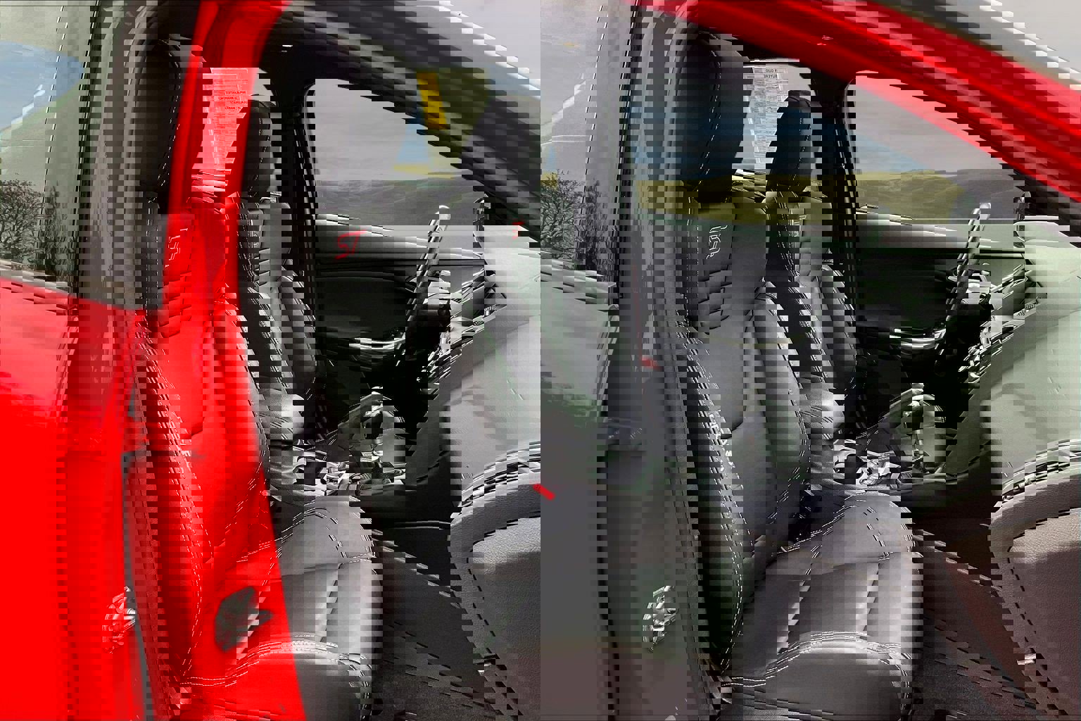 Used 2014 Ford Focus ST w/ Equipment Group 202A FWD image 20