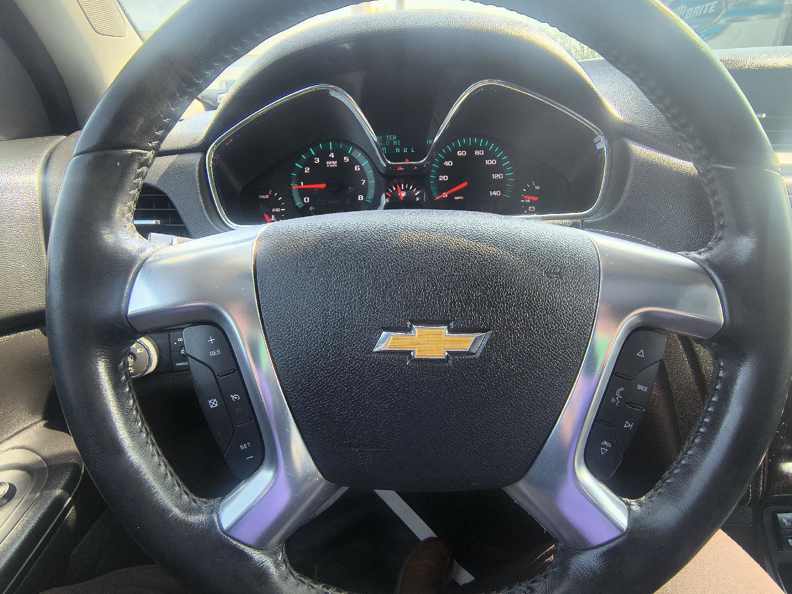 Used 2015 Chevrolet Traverse LT AWD/4WD image 12
