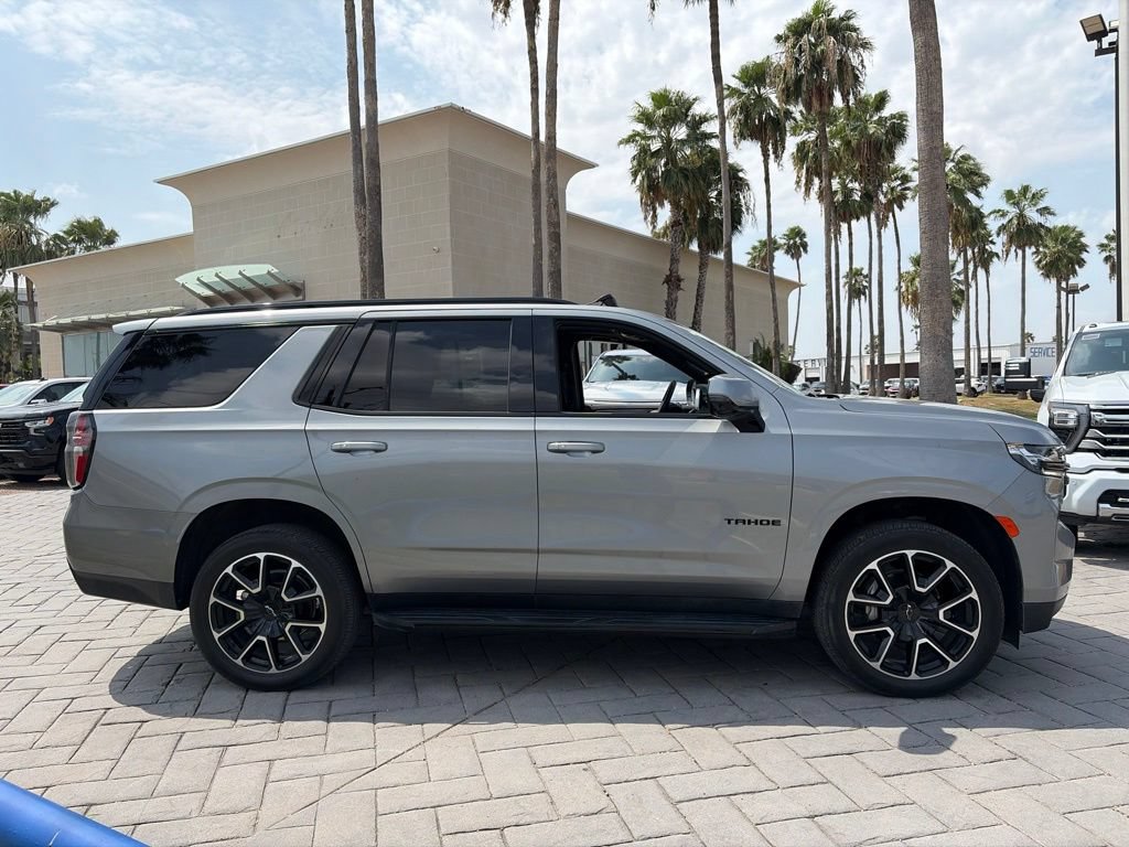 Used 2024 Chevrolet Tahoe RST w/ Luxury Package RWD image 3