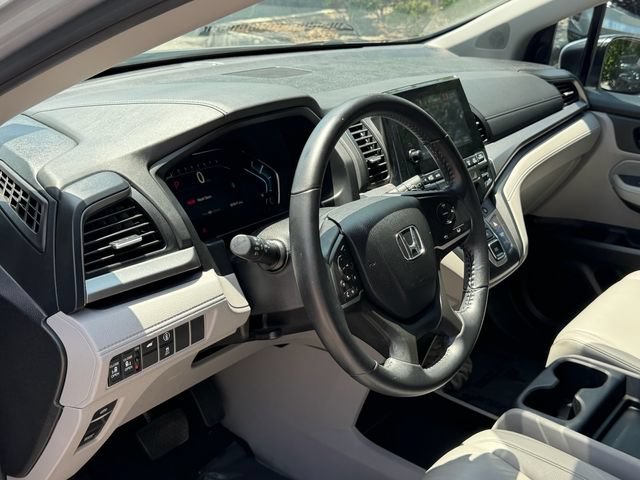 Used 2024 Honda Odyssey EX-L image 12