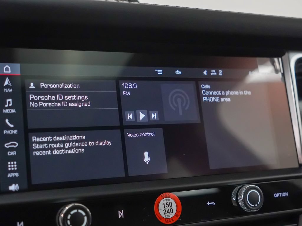 Certified 2026 Porsche Macan AWD/4WD image 28