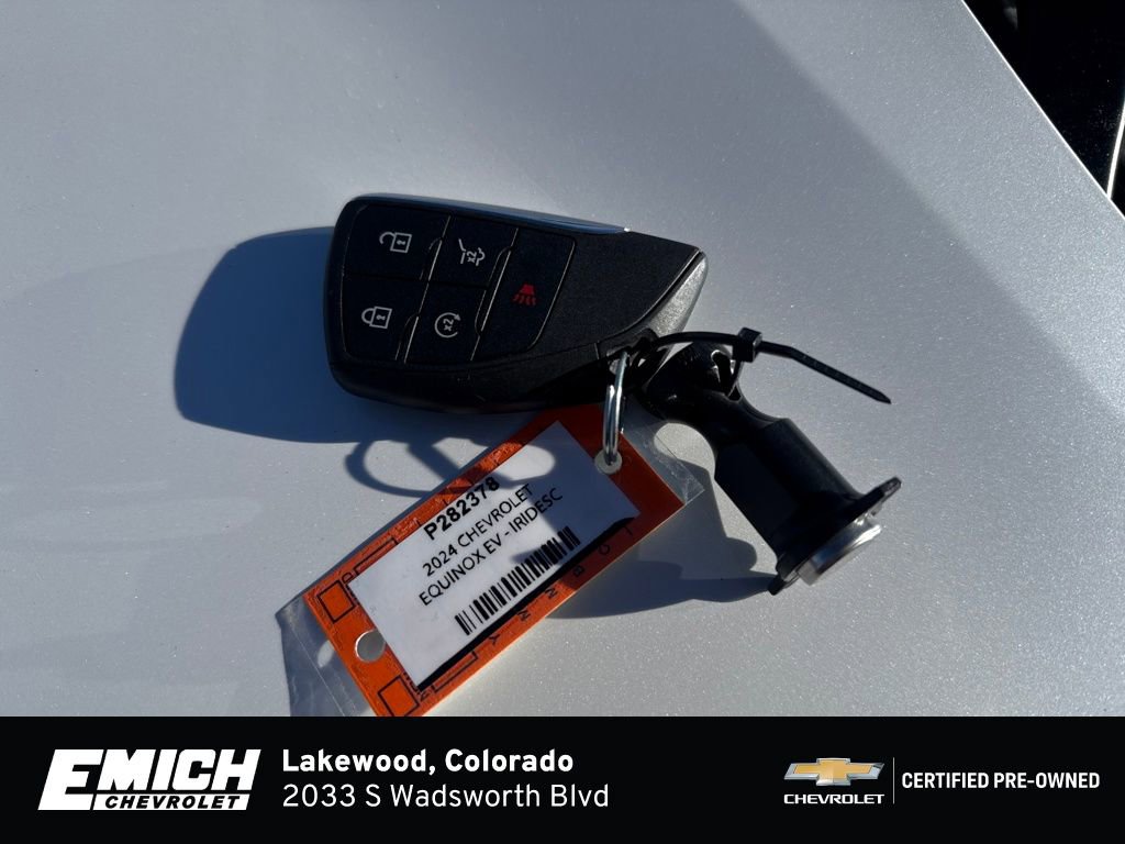 Used 2024 Chevrolet Equinox EV RS image 28