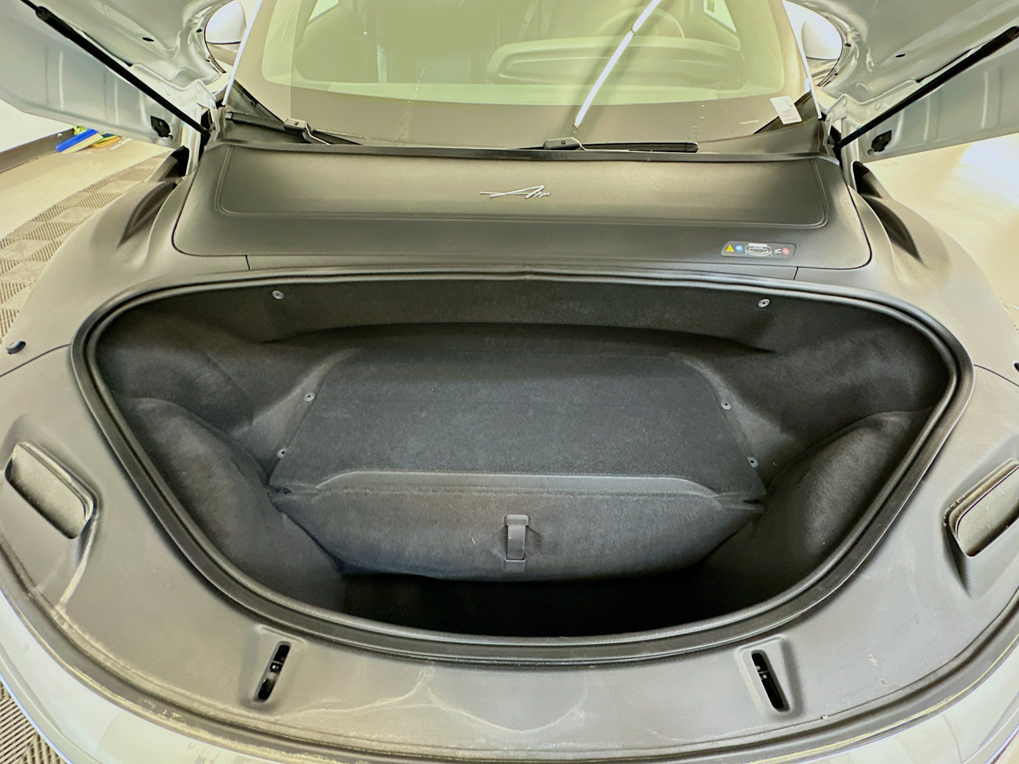 Used 2024 Lucid Air Touring AWD/4WD image 35