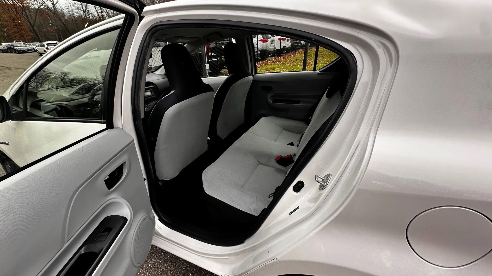 Used 2013 Toyota Prius C Three image 19