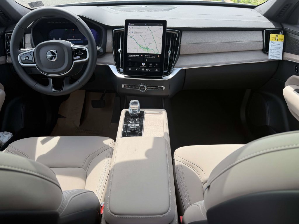 New 2026 Volvo XC90 B6 Plus AWD/4WD image 2