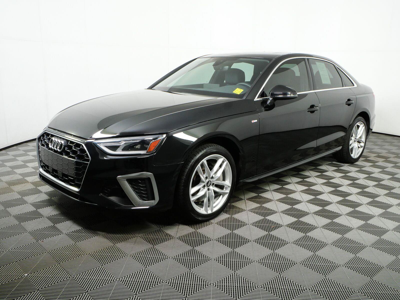 Used 2021 Audi A4 2.0T Premium w/ Convenience Package AWD/4WD image 25