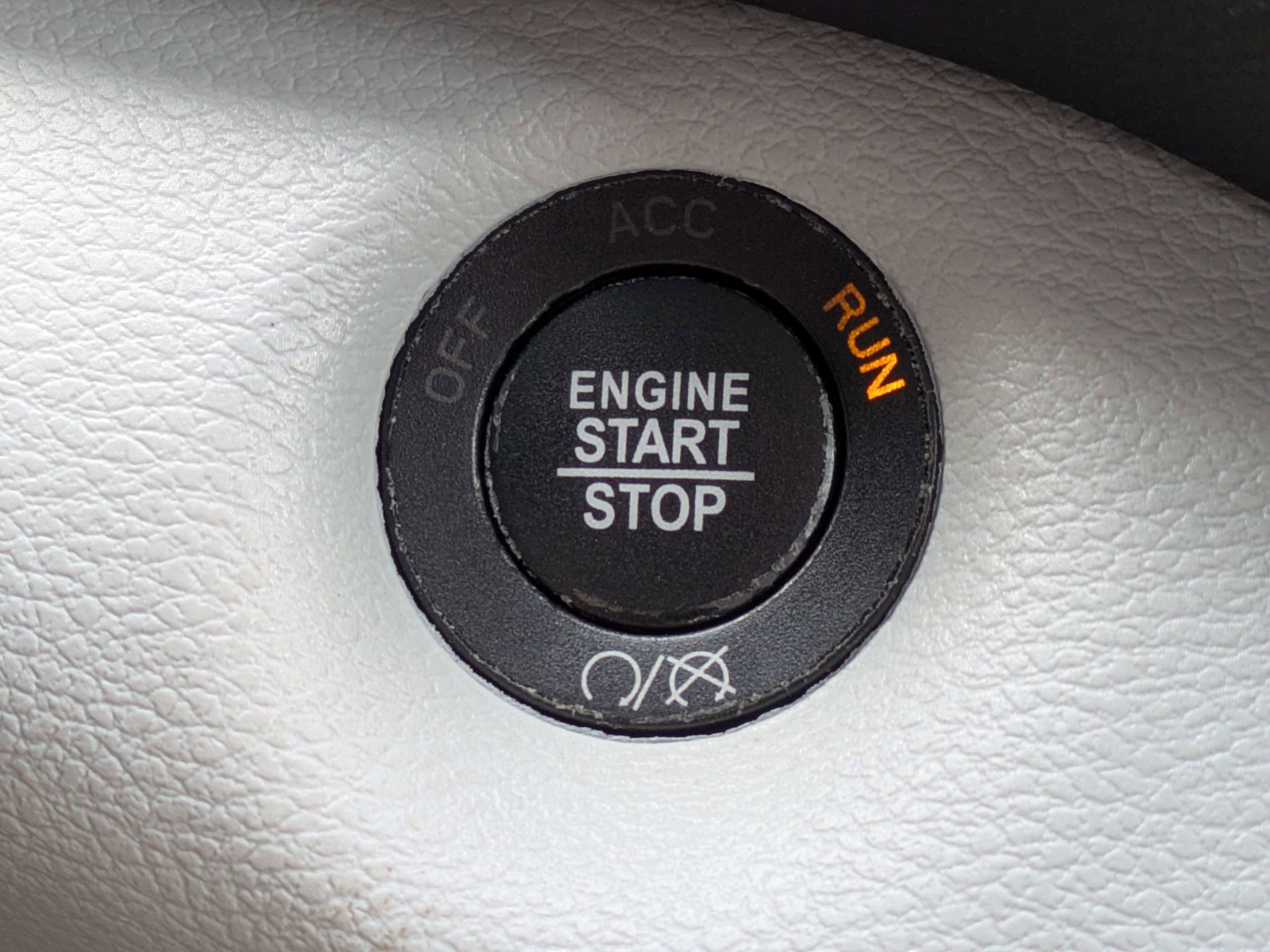 Used 2021 Jeep Cherokee Limited image 28