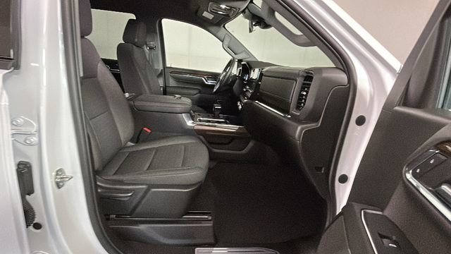 Used 2023 GMC Sierra 1500 Elevation w/ LPO, Elevation Black Package AWD/4WD image 30
