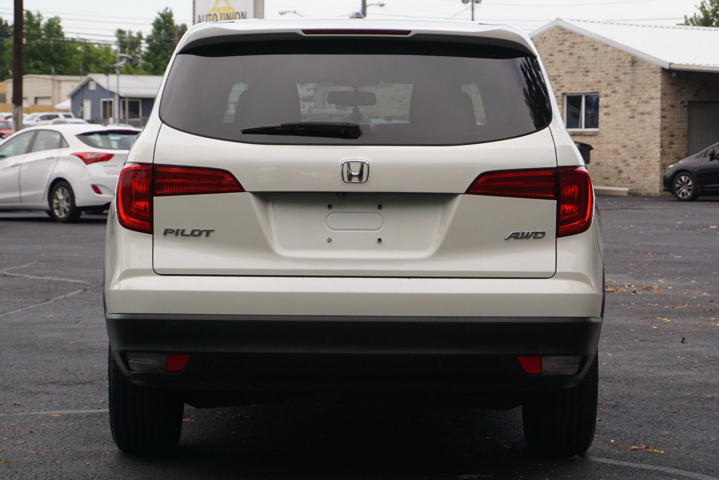 Used 2018 Honda Pilot EX-L image 8