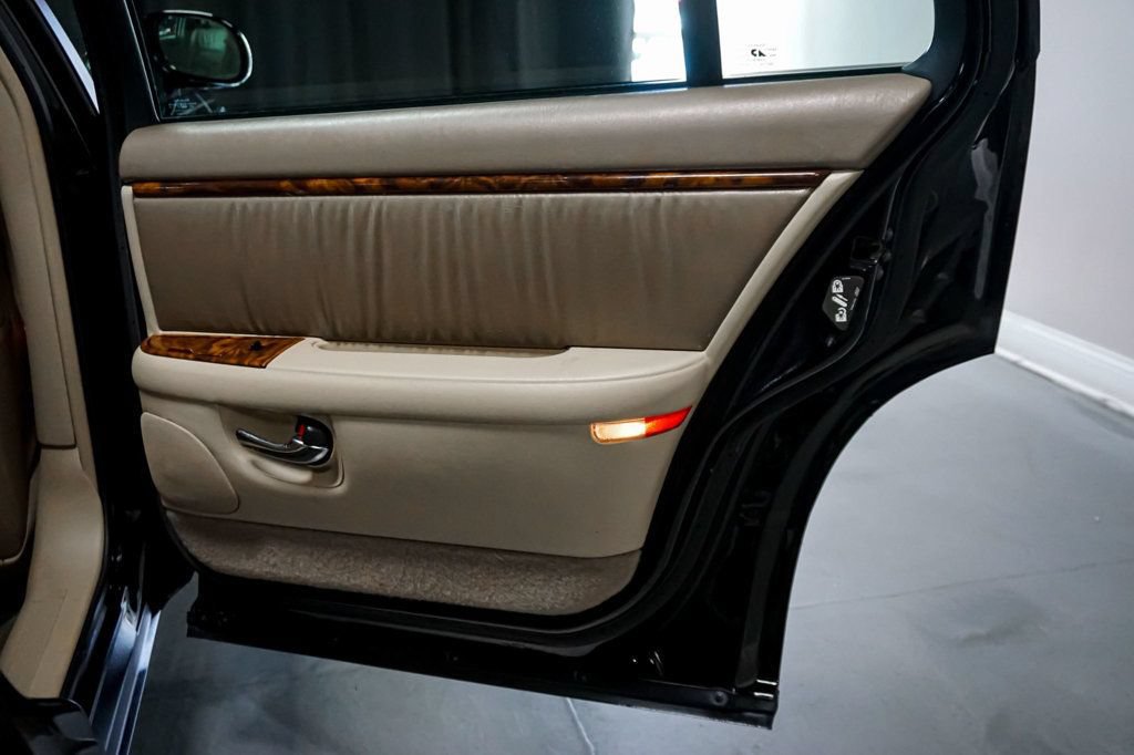 Used 2004 Buick Park Avenue Ultra w/ Ultra Luxury Package FWD image 66