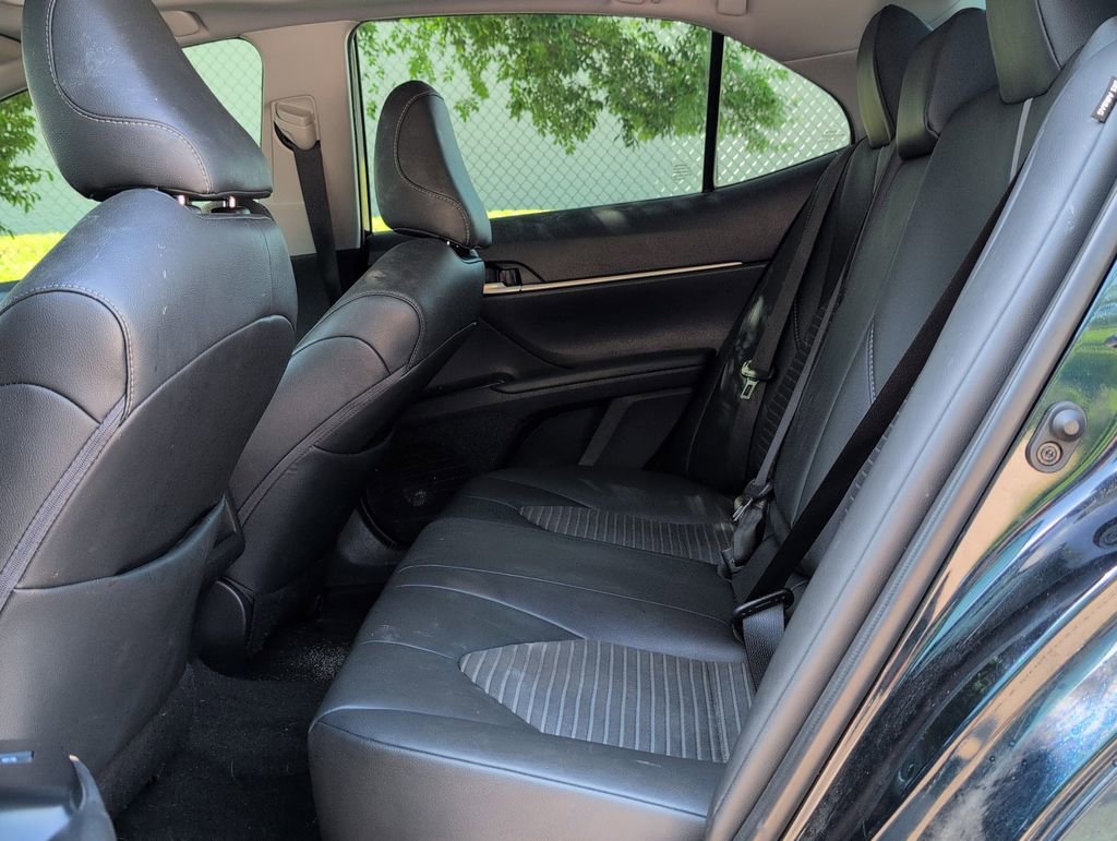 Used 2019 Toyota Camry SE FWD image 24