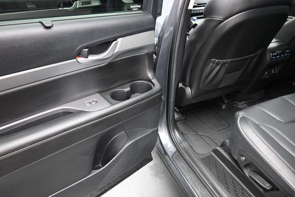 Used 2025 Hyundai Palisade SEL FWD image 7