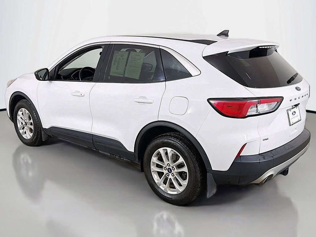 Used 2022 Ford Escape SE image 9