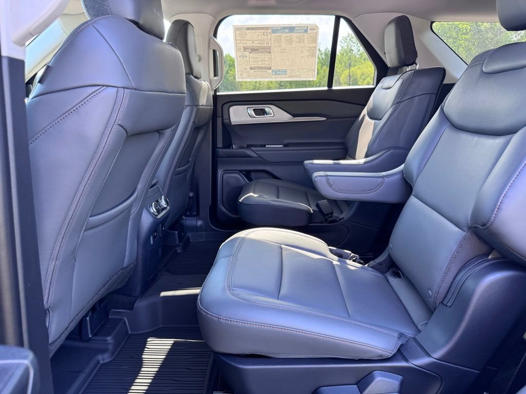 New 2026 Ford Explorer Active w/ Active Comfort Package AWD/4WD image 22