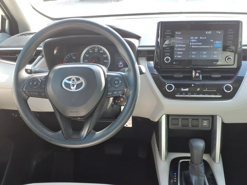 Used 2022 Toyota Corolla Cross L FWD image 12