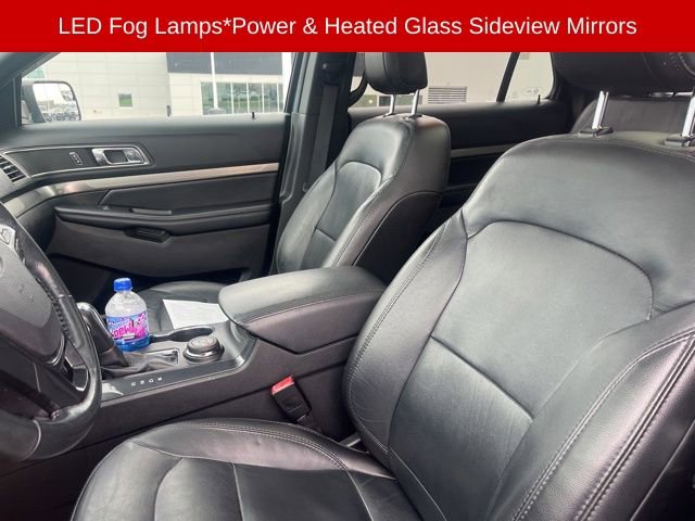 Used 2018 Ford Explorer XLT w/ Equipment Group 202A image 12