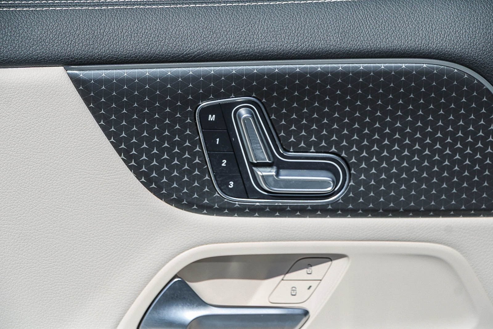 Certified 2025 Mercedes-Benz GLA 250 image 21
