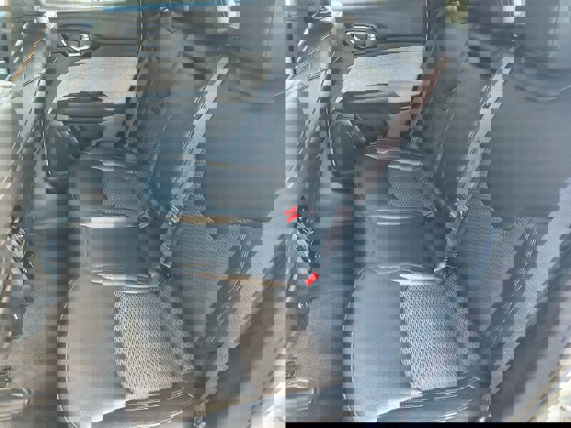 Used 2024 Jeep Compass Latitude image 25