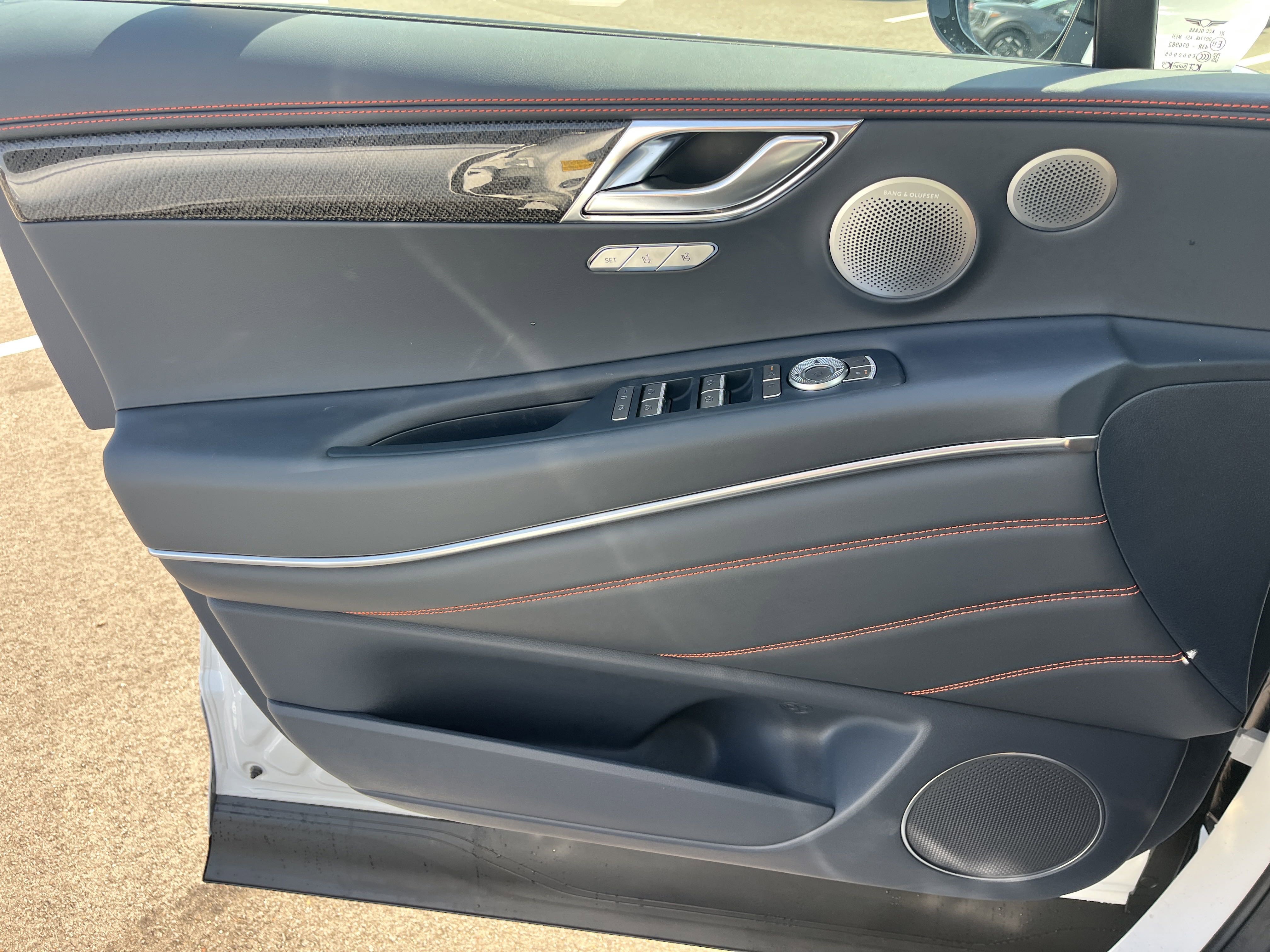 New 2025 Genesis GV80 3.5T e-SC AWD/4WD image 8