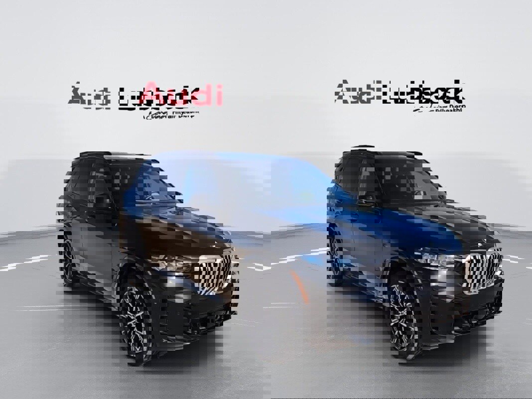 Used 2026 BMW X5 sDrive40i image 3