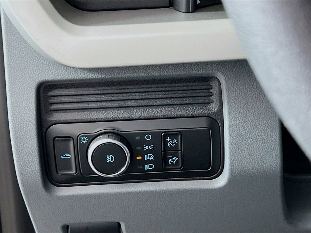 New 2026 Ford F450 XL w/ XL Chrome Package image 18